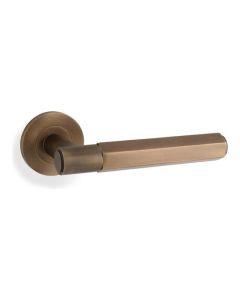 ALEXANDER & WILKS SPITFIRE HEX LEVER ON ROSE - ITALIAN BRASS